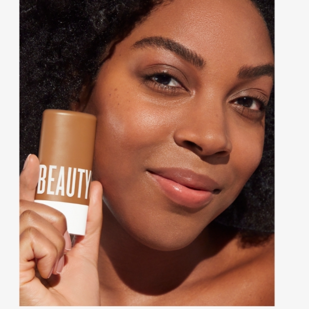 BeautyCounter Dew Skin Tinted Moisturizer - Picture 6 of 7
